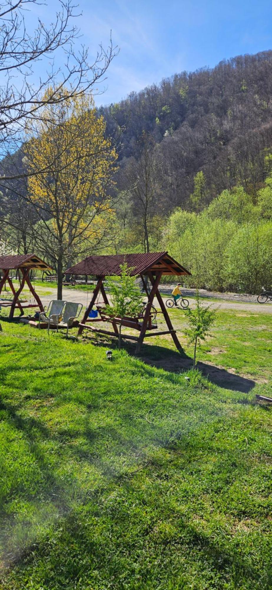 Casute Zavoi Bulz Villa Exterior photo